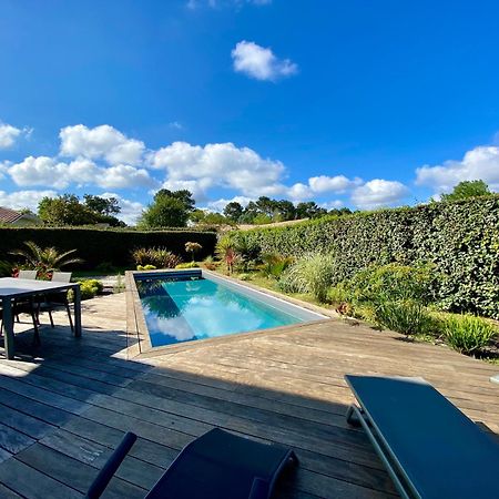La Villa Du Golf - Chambre D Hotes グジャン・メストラ エクステリア 写真