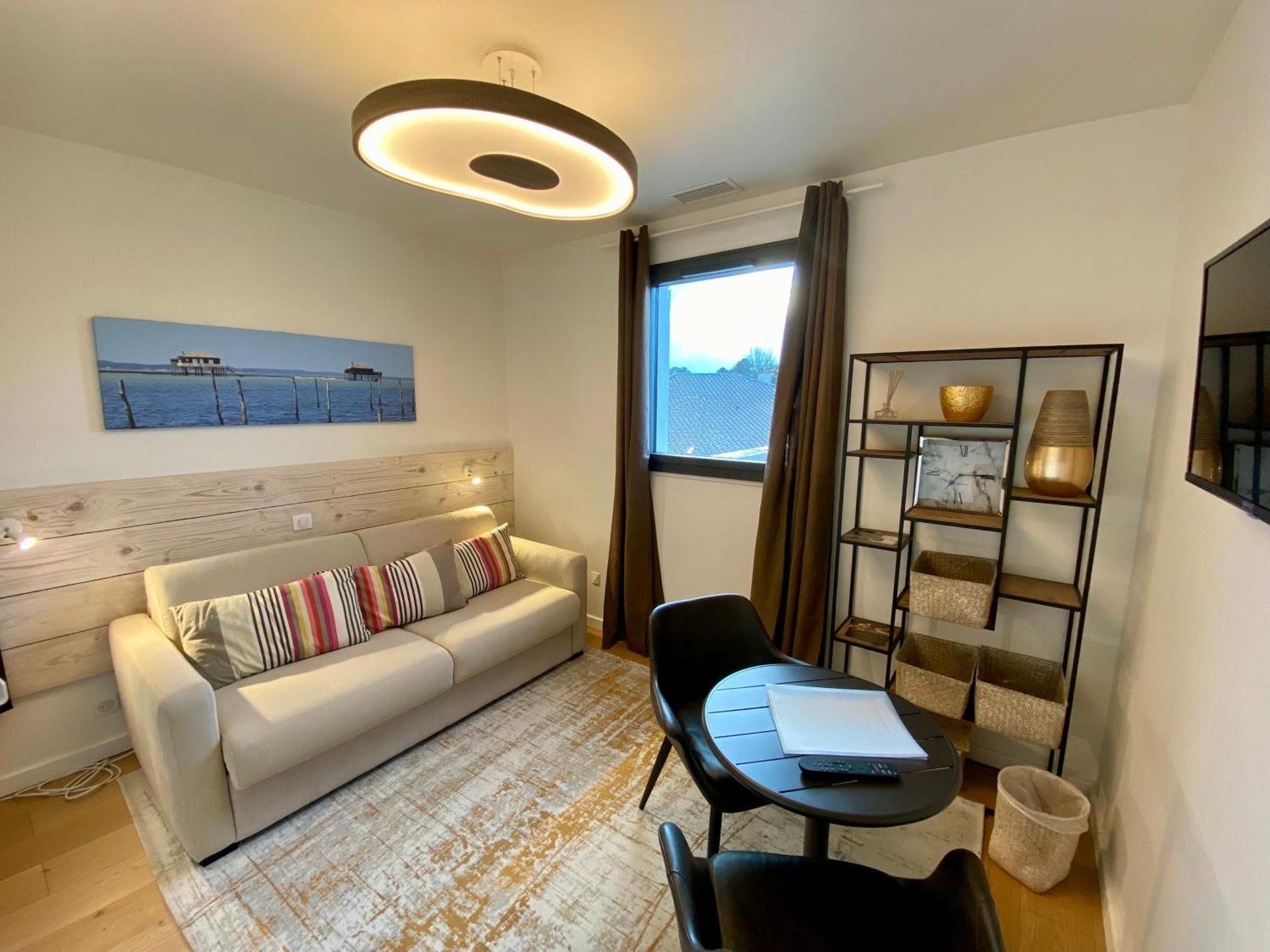 La Villa Du Golf - Chambre D Hotes グジャン・メストラ エクステリア 写真